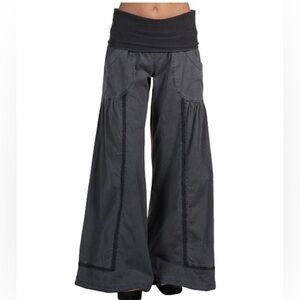 XCVI Wearables Lovejoy Pants in green gray